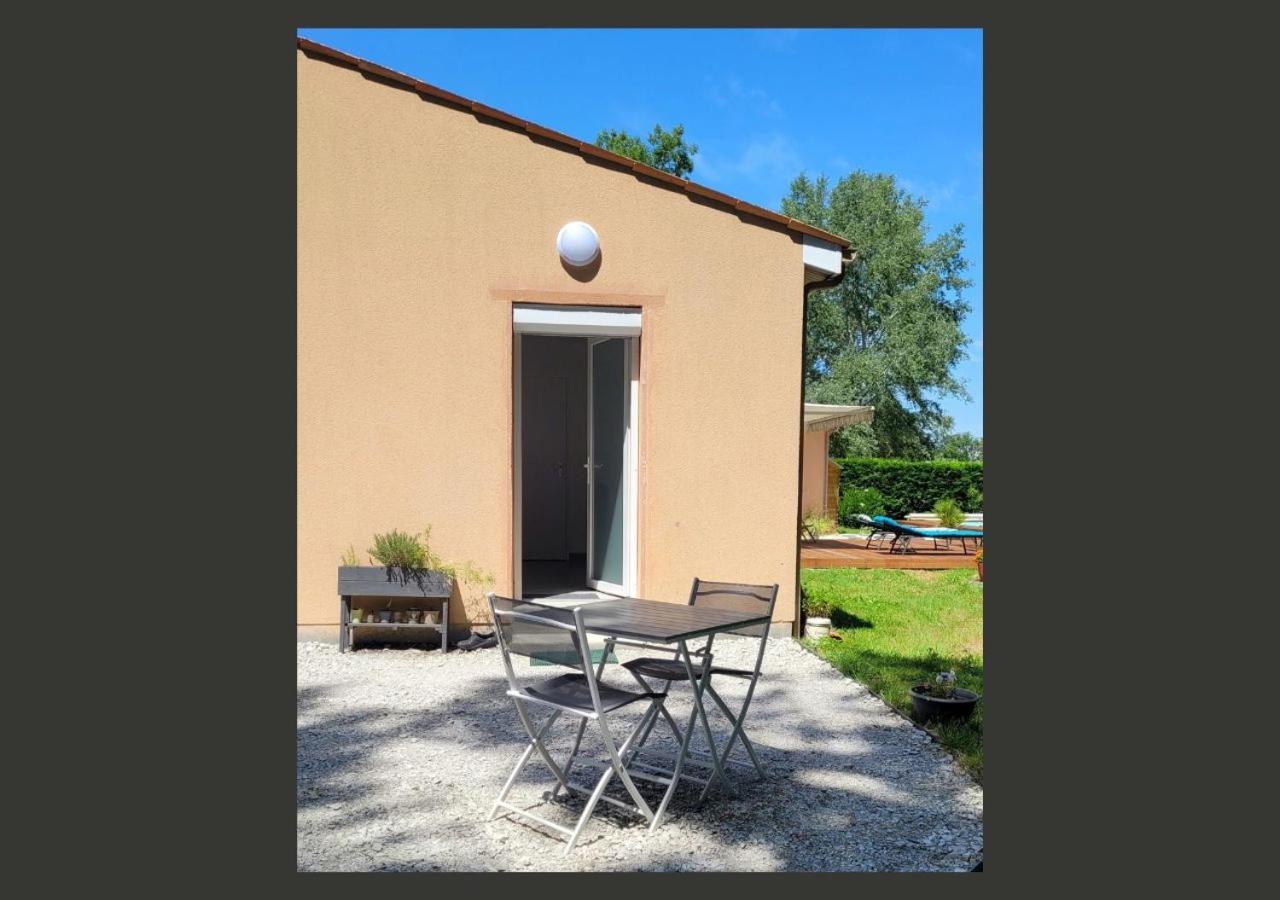 Vivre Benaise Chambre D'Hotes Chaunac Exterior foto